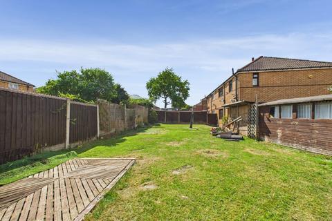 undefined, Powlers Close, Stourbridge, DY9 9HH