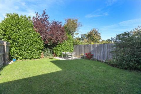 3 bedroom semi-detached house for sale, York Close, Burton Latimer