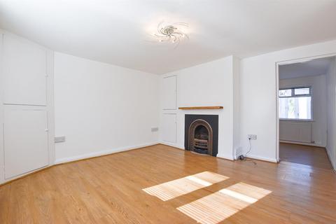 2 bedroom end of terrace house for sale, Church Street, Burham