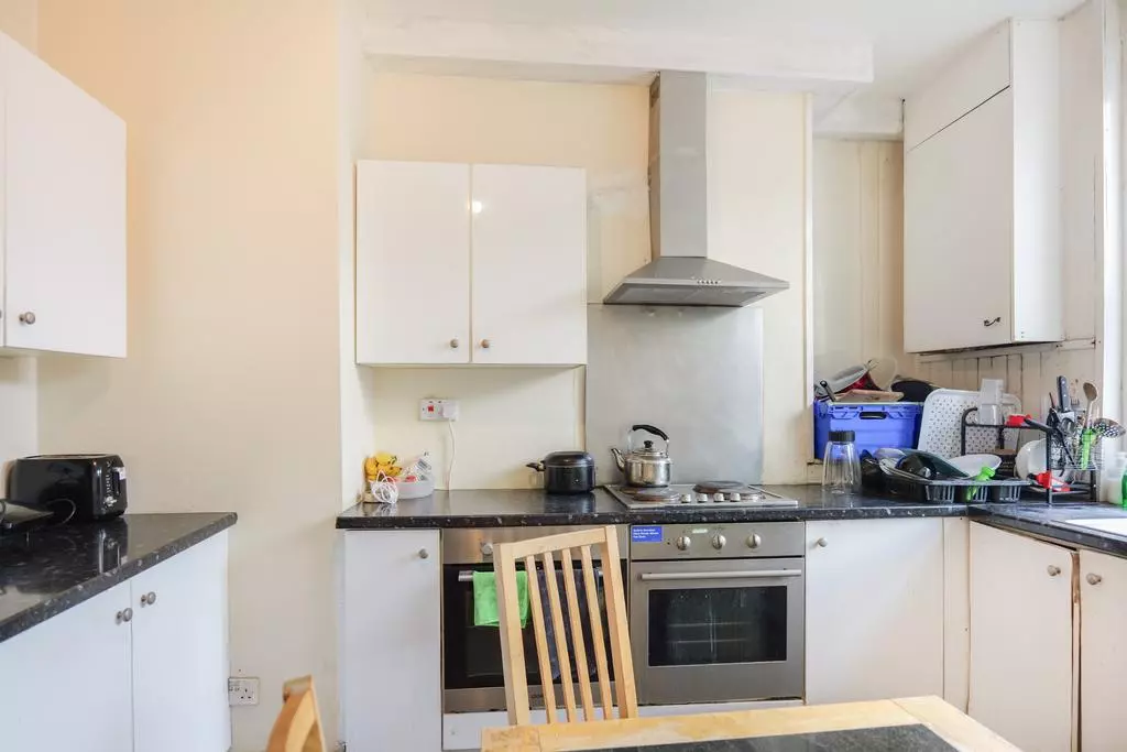 5 bedroom terraced house for sale - Photo 11