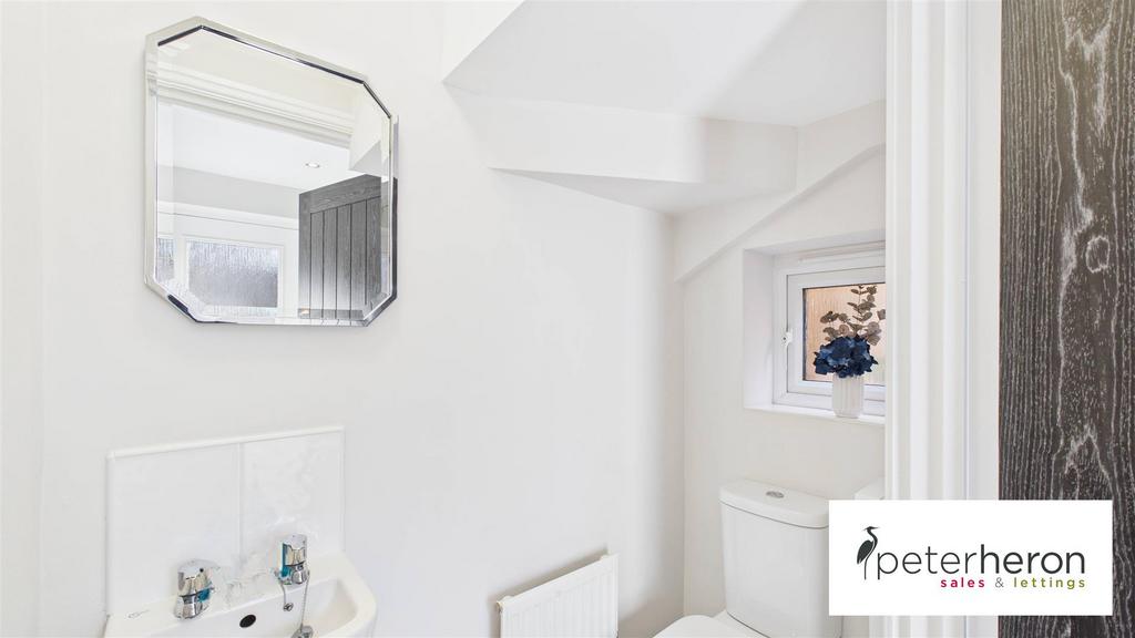 Cloakroom/WC
