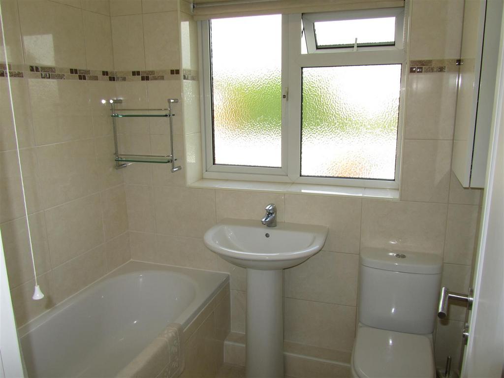 Russell Court 7.JPG