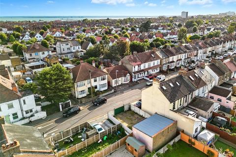 undefined, Central Avenue, Southend-on-Sea, Essex, SS2