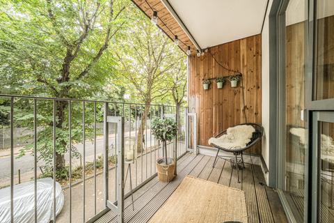 2 bedroom apartment for sale, Bollo Lane, Chiswick, London, W4