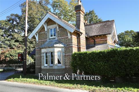 3 bedroom detached house for sale, Main Road, Woolverstone, Ipswich, Suffolk, IP9
