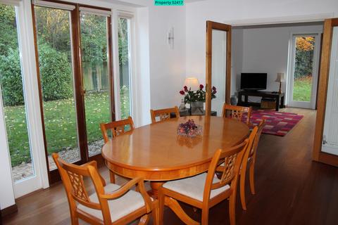 undefined, Frank Dixon Close, London, SE21