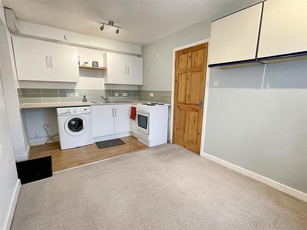 Kitchen / Living Room