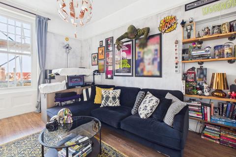 1 bedroom flat for sale, Jason Court, Heene Terrace, Worthing, BN11 3LQ