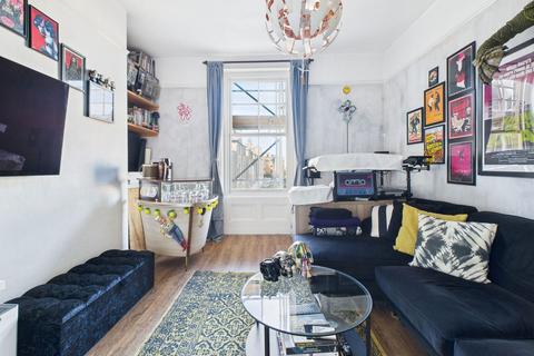 1 bedroom flat for sale, Jason Court, Heene Terrace, Worthing, BN11 3LQ