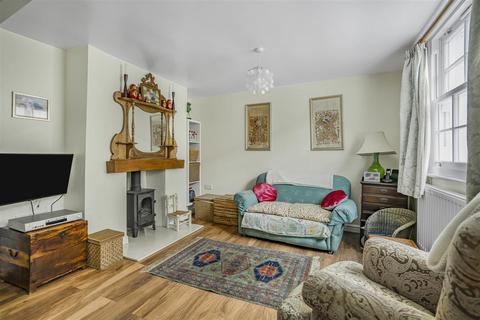 undefined, WATLINGTON