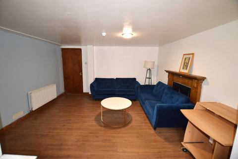 1 bedroom in a house share to rent, BILLS INCLUDED - Meanwood Road, Leeds LS6
