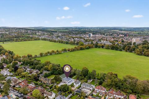 undefined, Harrogate HG2