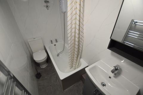 1 bedroom in a house share to rent, BILLS INCLUDED - Meanwood Road, Leeds LS6