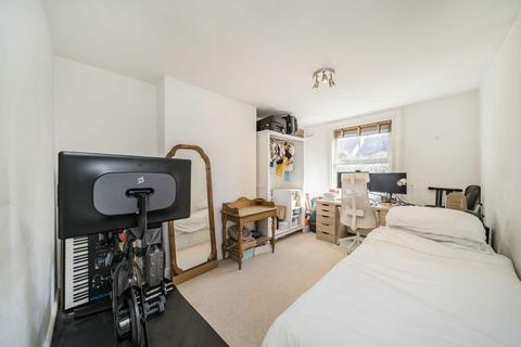 undefined, Greyhound Lane, London SW16