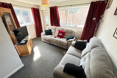 undefined, Mees Close, Luton, Bedfordshire, LU3 4AZ