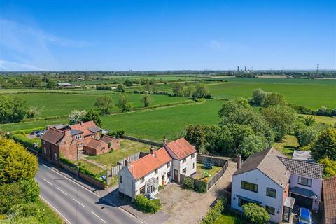 3 bedroom cottage for sale, Main Street, Upton NG23