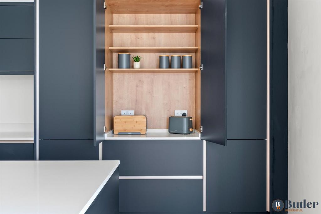 Breakfast pantry