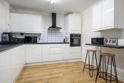 2 bedroom semi-detached house for sale, First Avenue, Walton-on-Thames, KT12