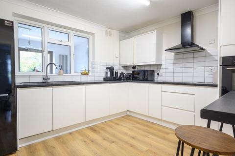 2 bedroom semi-detached house for sale, First Avenue, Walton-on-Thames, KT12