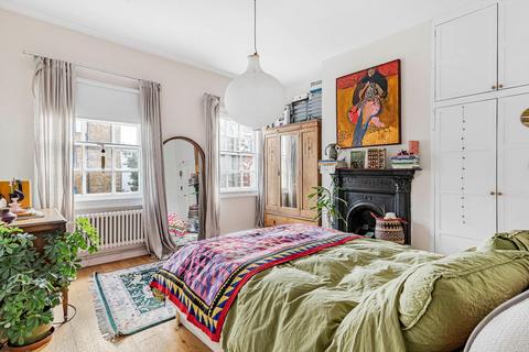 2 bedroom flat for sale, Coldharbour Lane, London, SE5