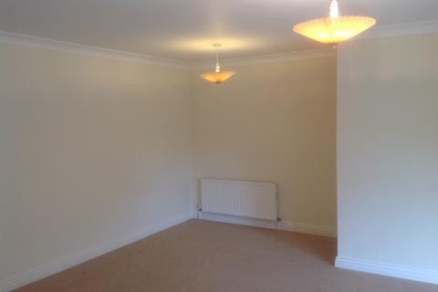 2 bedroom flat to rent, 25 Poole Road, BOURNEMOUTH BH4