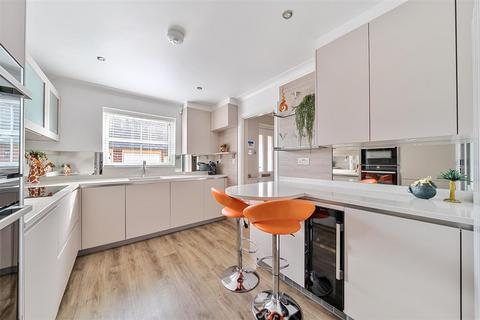 2 bedroom end of terrace house for sale, Fitzalan Road, Arundel