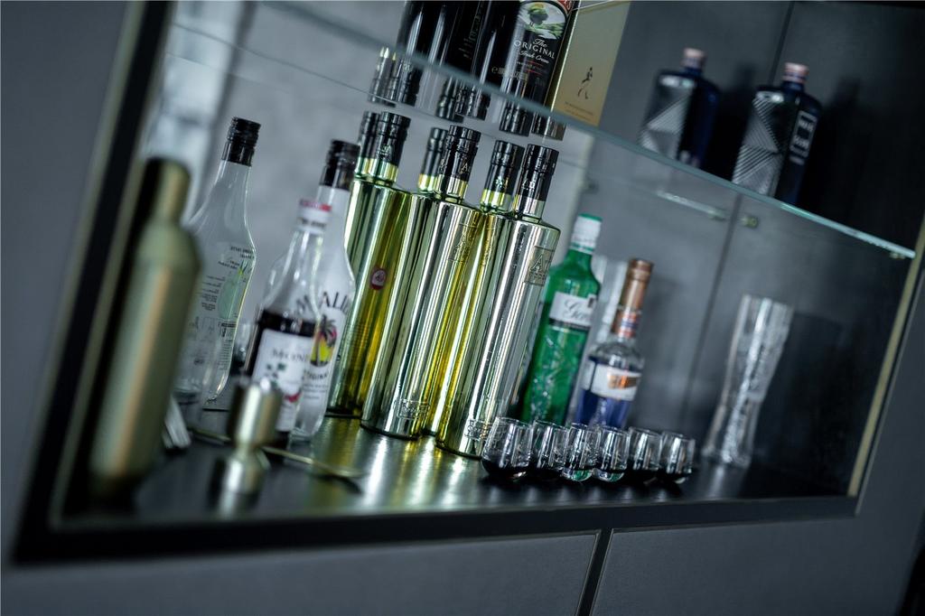 Lounge Bar