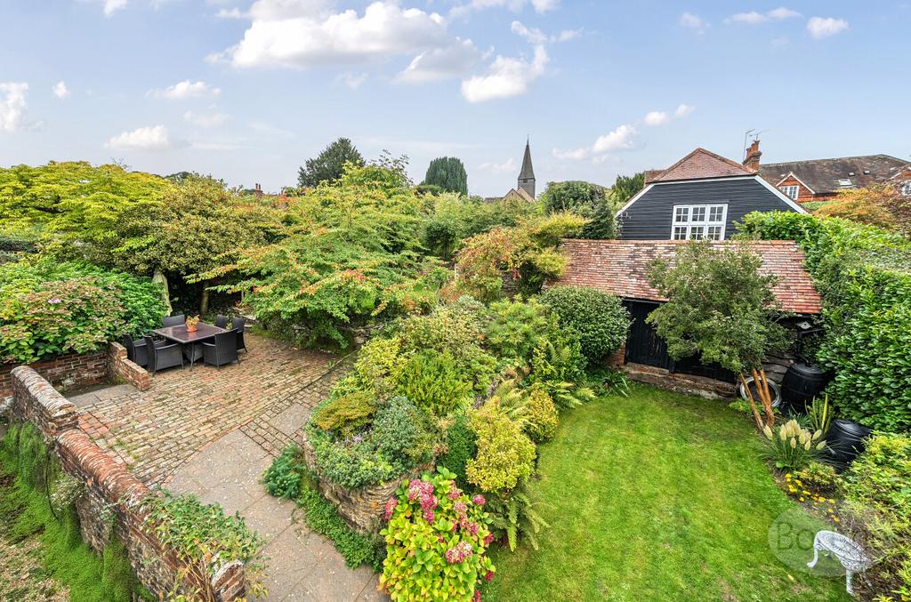 42eef276-829a-428...