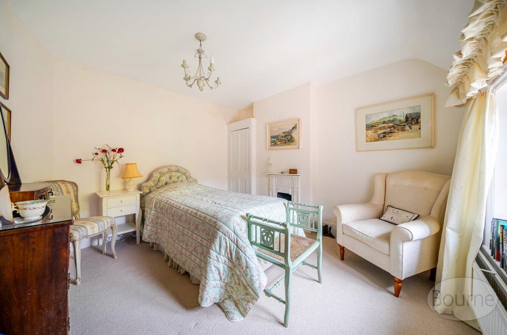 C4650275-1ec9-4e5...