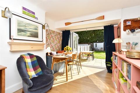 3 bedroom terraced house for sale, Blenheim Avenue, Chatham, Kent