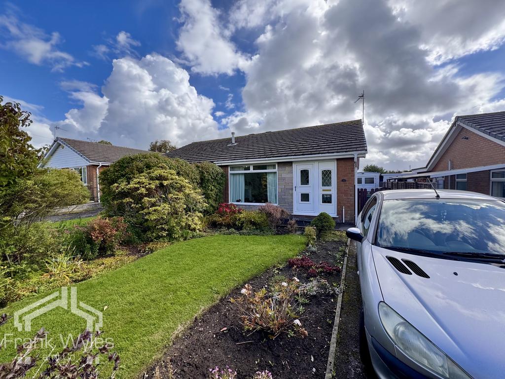 Ash Drive, Warton, 2 bed semi-detached bungalow - £149,950