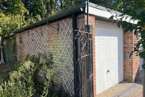 undefined, The Warren, Holbury, Southampton, Hampshire, SO45