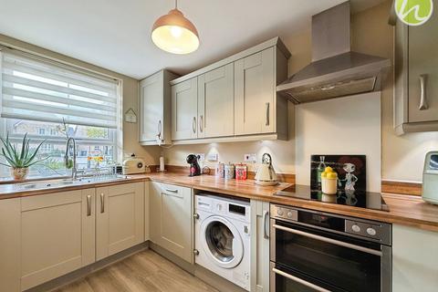 6 Wentworth Road, Stanford-le-hope, SS17 0FD