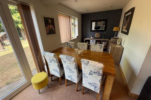 3 bedroom detached house for sale, Cambria Close, Shirley, Solihull