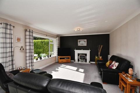 3 bedroom detached bungalow for sale, Hill Brow, Kirk Ella, Hull