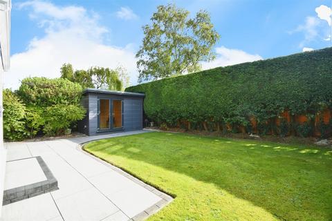 3 bedroom detached bungalow for sale, Hill Brow, Kirk Ella, Hull
