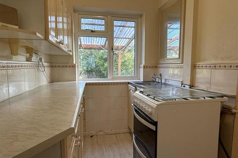 3 bedroom semi-detached house for sale, Bhylls Lane, Castlecroft