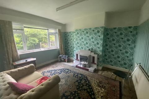 24 Brookfield, Prestwich, Manchester, M25 1EL
