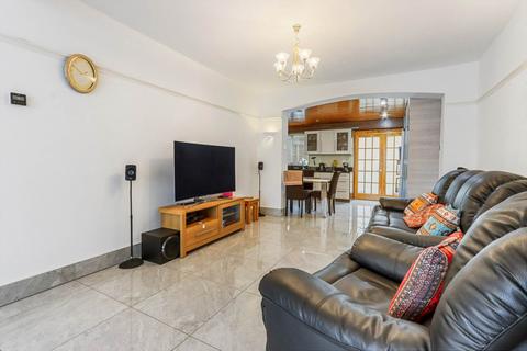 undefined, Ferncroft Avenue, London