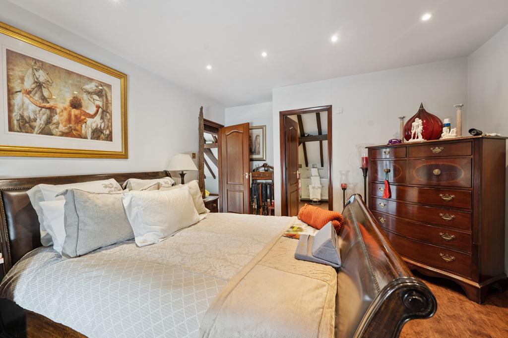 En-suite 1
