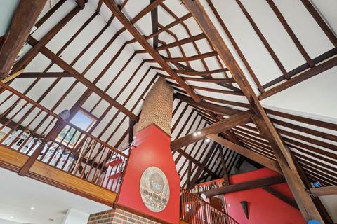 4 bedroom barn conversion for sale, Hook Green Road, Southfleet, DA13 9NQ
