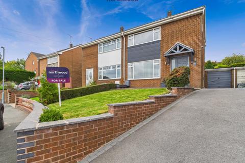 Bryn Drive, Coedpoeth, LL11