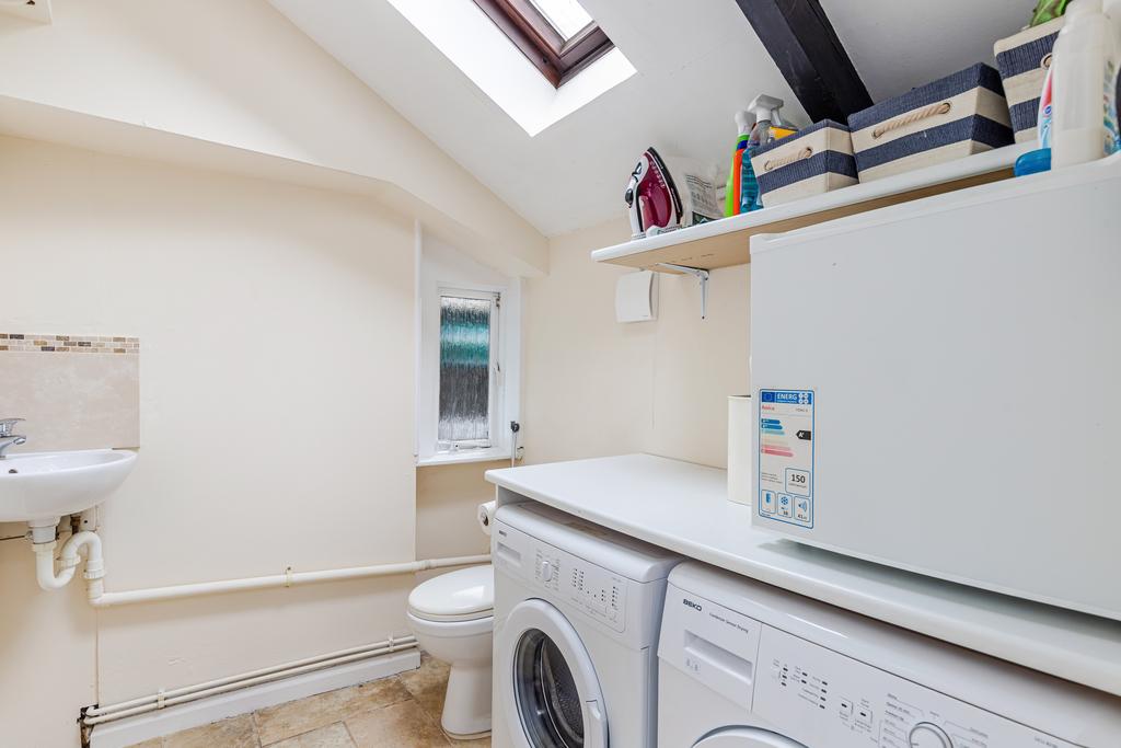 A20 - Bramble Cottage, Chillington - 250916