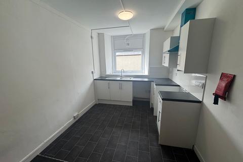 2 bedroom flat to rent, Office Street, Tai Cwm Office Street, CF39