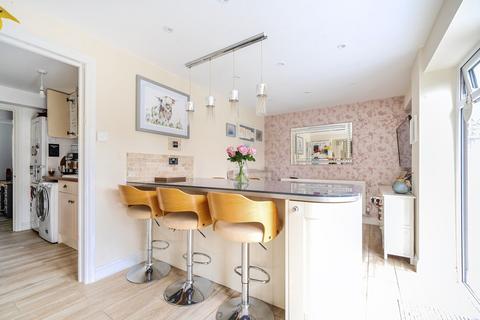 4 bedroom detached house for sale, Willowdale Close, Petersfield, GU32