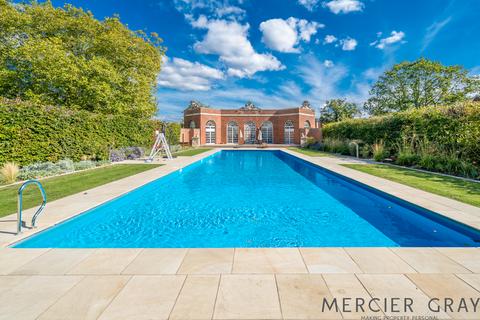 undefined, Trento Mews, London EN4