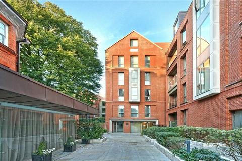 3 bedroom flat for sale, Kidderpore Avenue, London, NW3