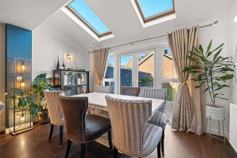 undefined, Whitlock Avenue, Berkshire RG40