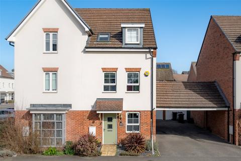 undefined, Whitlock Avenue, Berkshire RG40