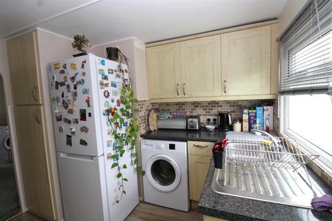 2 bedroom park home for sale, Harbour View Park, Rope Walk, Littlehampton